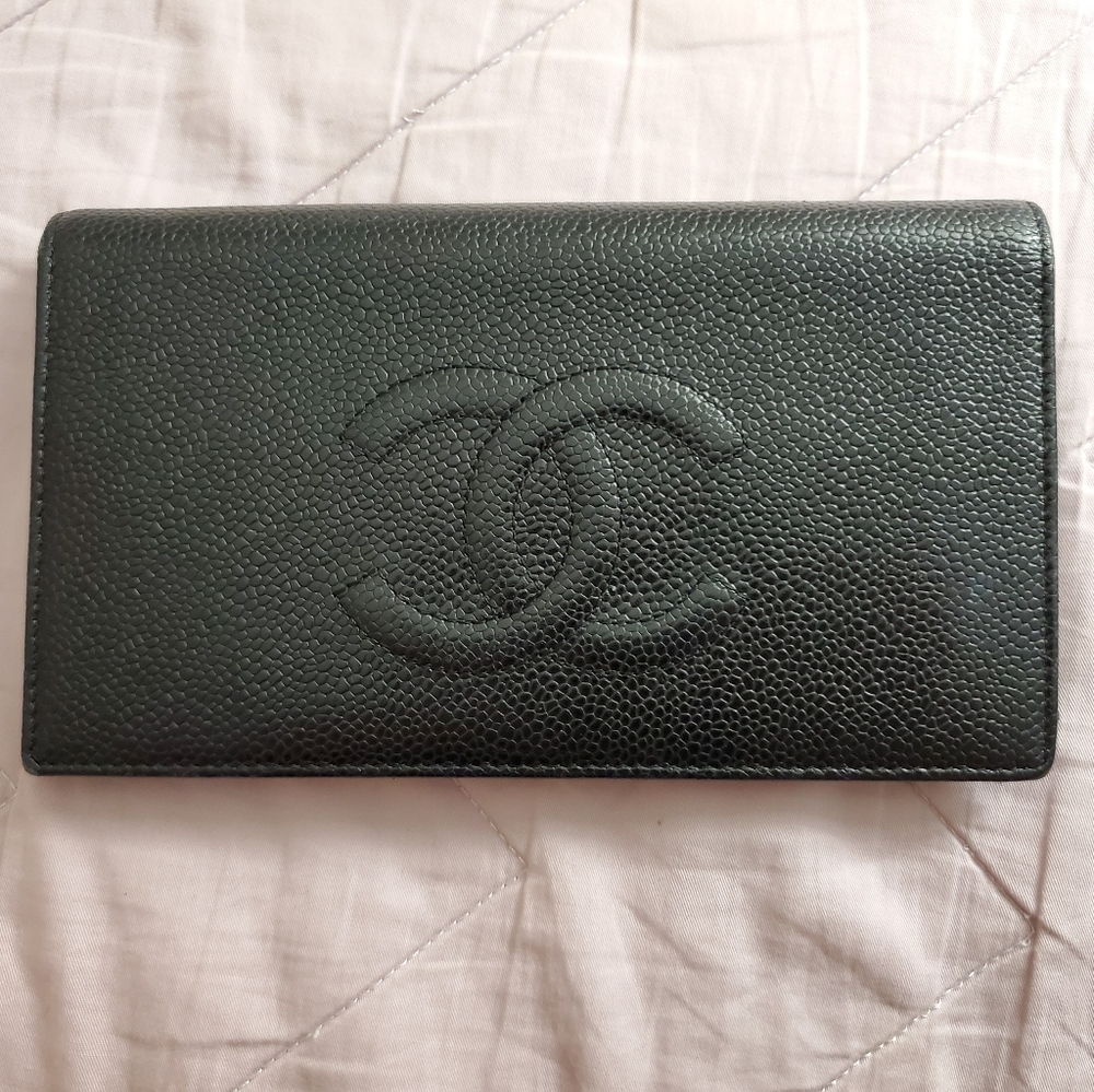 Chanel wallet